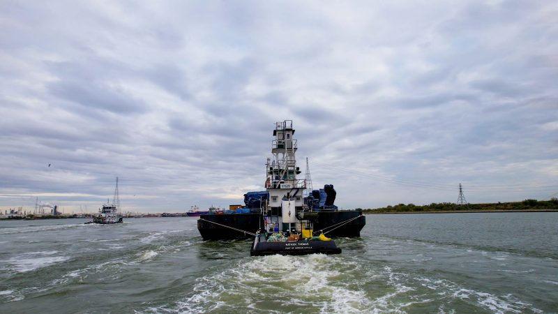 heavy haul cargo by 250 foot barge
