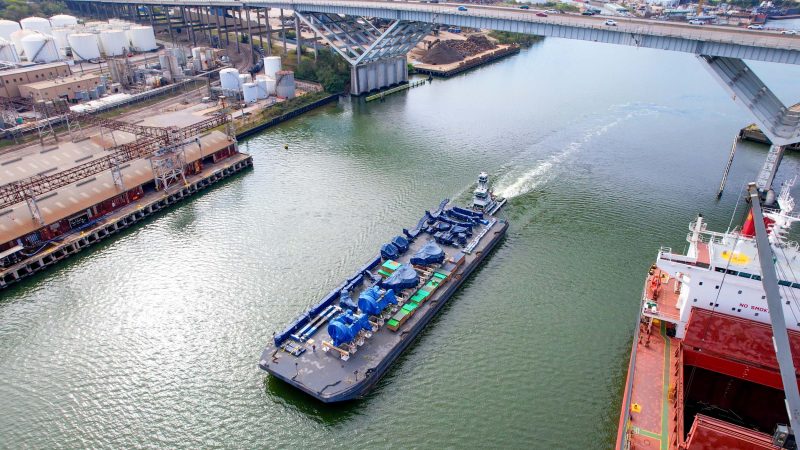 heavy haul cargo by 250 foot barge
