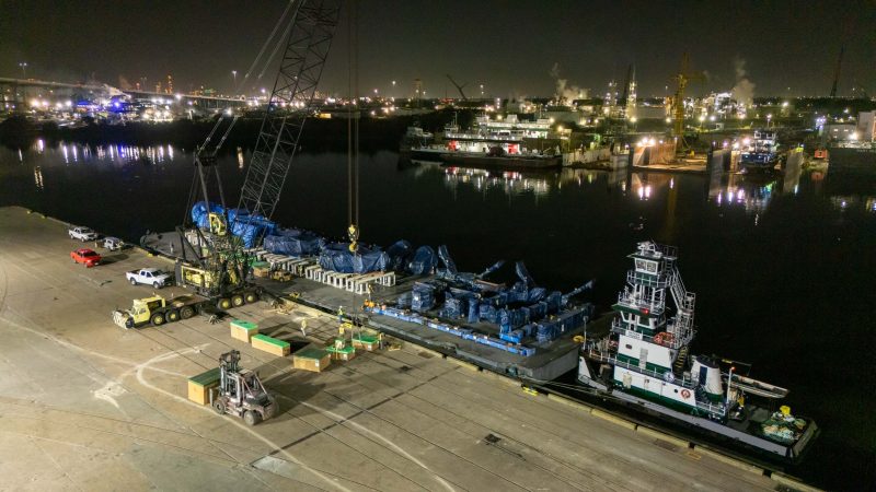 heavy haul international cargo by barge